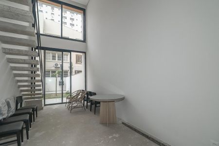 Sala / Cozinha de apartamento à venda com 0 quarto, 91m² em Rio Branco, Porto Alegre