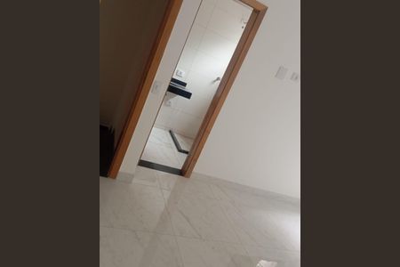 Casa à venda com 80m², 2 quartos e 2 vagas Casa à venda com 80m², 2 quartos e 2 vagasFoto 08