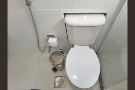 Apartamento à venda com 52m², 2 quartos e 2 vagasBanheiro Social