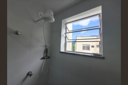 Apartamento à venda com 52m², 2 quartos e 2 vagasBanheiro Social
