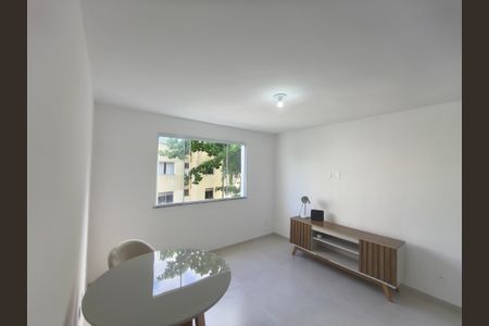 Sala de apartamento à venda com 2 quartos, 52m² em Jacarepaguá, Rio de Janeiro