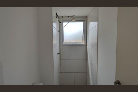 Apartamento para alugar com 46m², 2 quartos e 1 vaga Apartamento para alugar com 46m², 2 quartos e 1 vagaBanheiro