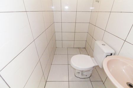 Casa para alugar com 45m², 1 quarto e sem vagaBanheiro