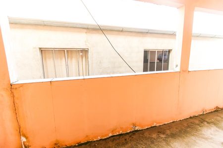 Vista do Quarto de casa para alugar com 1 quarto, 45m² em Vila Carmosina, São Paulo