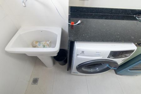 Casa para alugar com 65m², 2 quartos e 1 vaga Casa para alugar com 65m², 2 quartos e 1 vagaCozinha e Área de Serviço