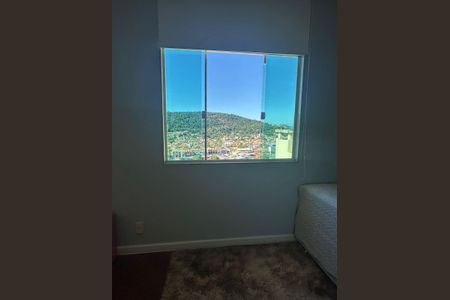 Casa de condomínio à venda com 352m², 4 quartos e 4 vagas Casa de condomínio à venda com 352m², 4 quartos e 4 vagasQuarto