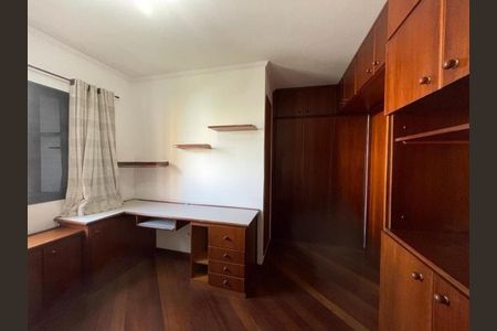 Apartamento à venda com 156m², 4 quartos e 2 vagasFoto 01