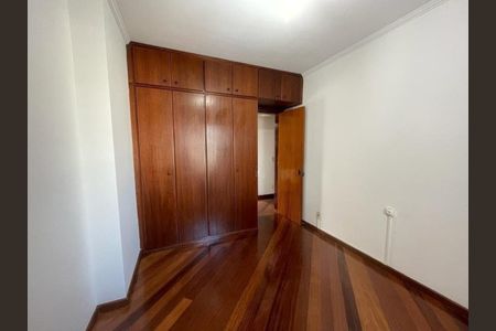Apartamento à venda com 156m², 4 quartos e 2 vagasFoto 01