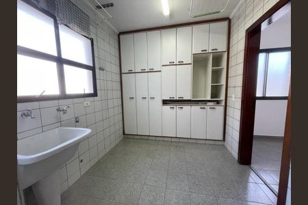 Apartamento à venda com 156m², 4 quartos e 2 vagasFoto 01