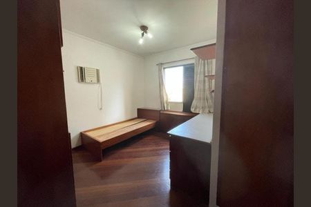 Apartamento à venda com 156m², 4 quartos e 2 vagasFoto 01