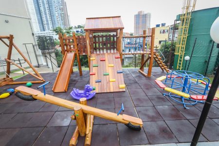 Apartamento à venda com 44m², 2 quartos e sem vagaÁrea comum - Playground