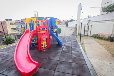 Apartamento à venda com 44m², 2 quartos e sem vagaÁrea comum - Playground