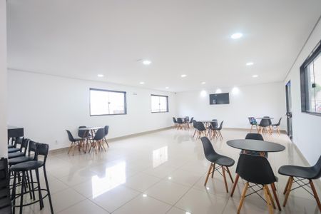 Apartamento à venda com 44m², 2 quartos e sem vagaÁrea comum - Salão de festas