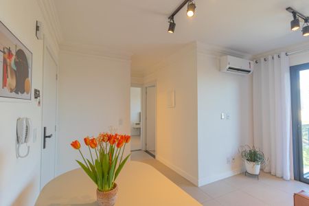 Apartamento à venda com 49m², 2 quartos e 1 vaga Apartamento à venda com 49m², 2 quartos e 1 vagaSala