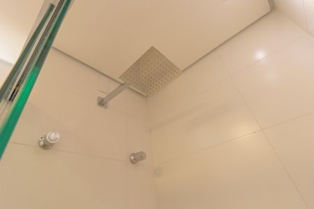 Apartamento à venda com 49m², 2 quartos e 1 vaga Apartamento à venda com 49m², 2 quartos e 1 vagaBanheiro