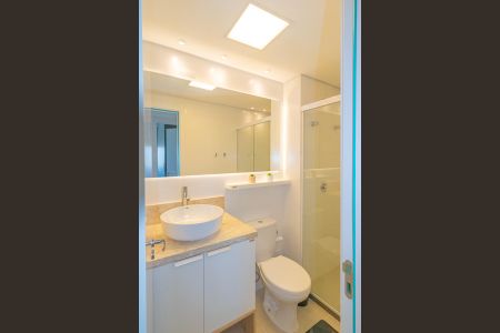 Apartamento à venda com 49m², 2 quartos e 1 vaga Apartamento à venda com 49m², 2 quartos e 1 vagaBanheiro