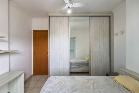 Apartamento para alugar com 113m², 3 quartos e 2 vagasQuarto 2
