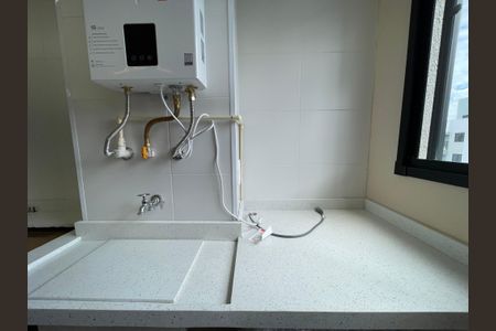 Apartamento para alugar com 39m², 2 quartos e sem vaga Apartamento para alugar com 39m², 2 quartos e sem vagaCozinha e Área de Serviço