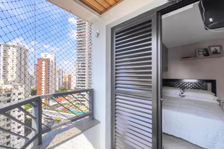 Apartamento à venda com 206m², 4 quartos e 3 vagasQuarto 2