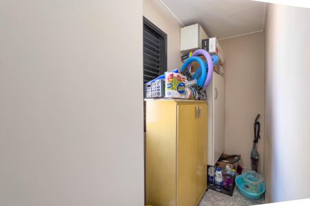 Apartamento à venda com 206m², 4 quartos e 3 vagasÁrea de serviço 
