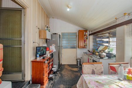 Casa à venda com 120m², 3 quartos e 4 vagas Casa à venda com 120m², 3 quartos e 4 vagasCozinha