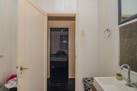 Casa à venda com 120m², 3 quartos e 4 vagas Casa à venda com 120m², 3 quartos e 4 vagasBanheiro