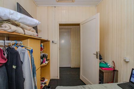 Casa à venda com 120m², 3 quartos e 4 vagas Casa à venda com 120m², 3 quartos e 4 vagasQuarto 3