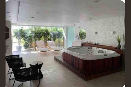 Apartamento para alugar com 199m², 3 quartos e 3 vagasÁrea externa