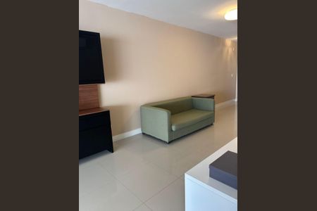 Apartamento para alugar com 199m², 3 quartos e 3 vagasSala