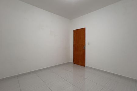 Casa à venda com 130m², 2 quartos e 2 vagasQuarto