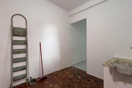 Casa à venda com 130m², 2 quartos e 2 vagasEdícula