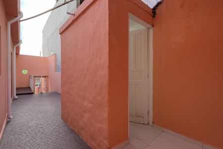 Casa à venda com 130m², 2 quartos e 2 vagasCozinha e Área de Serviço