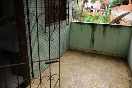 Casa para alugar com 120m², 2 quartos e 1 vagavaranda do quarto