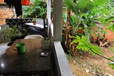 Casa para alugar com 120m², 2 quartos e 1 vagaQuintal