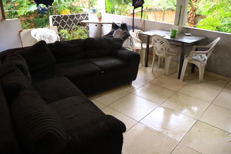 Casa para alugar com 120m², 2 quartos e 1 vagaÁrea de Serviço