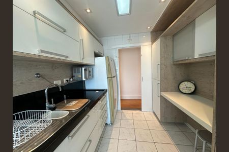 Apartamento à venda com 94m², 3 quartos e 2 vagasCozinha