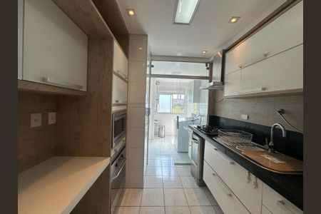Apartamento à venda com 94m², 3 quartos e 2 vagasCozinha