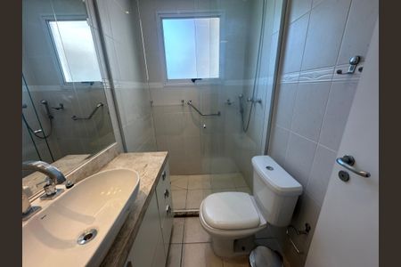 Apartamento à venda com 94m², 3 quartos e 2 vagasBanheiro da Suíte