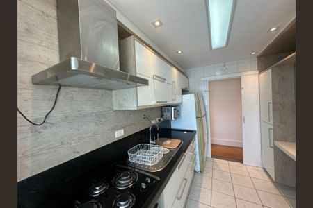 Apartamento à venda com 94m², 3 quartos e 2 vagasCozinha