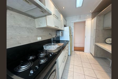 Apartamento à venda com 94m², 3 quartos e 2 vagasCozinha