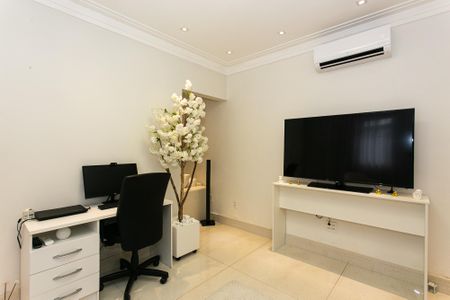 Sala de casa à venda com 2 quartos, 200m² em Penha de França, São Paulo