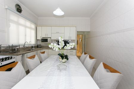 Casa à venda com 200m², 2 quartos e 7 vagasCozinha