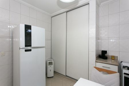 Casa à venda com 200m², 2 quartos e 7 vagasCozinha