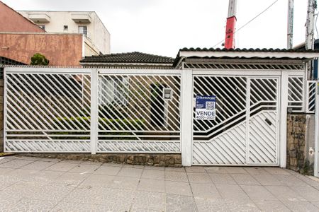 Casa à venda com 200m², 2 quartos e 7 vagasFachada