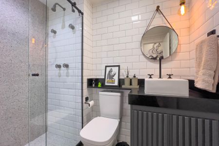 Apartamento à venda com 69m², 2 quartos e 1 vaga Apartamento à venda com 69m², 2 quartos e 1 vagaBanheiro