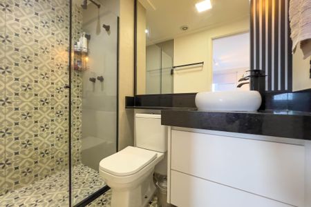 Apartamento à venda com 69m², 2 quartos e 1 vaga Apartamento à venda com 69m², 2 quartos e 1 vagaBanheiro do quarto 1