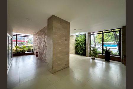 Apartamento à venda com 86m², 2 quartos e 1 vagaPortaria