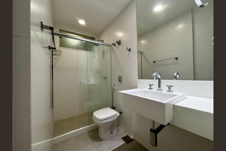 Apartamento à venda com 86m², 2 quartos e 1 vagaBanheiro social