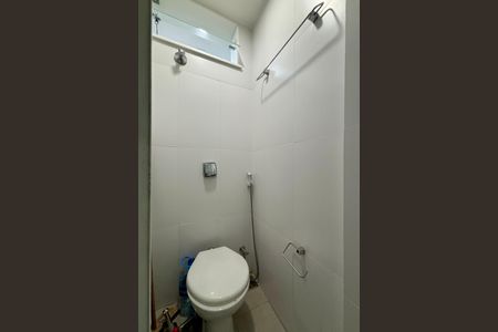 Apartamento à venda com 86m², 2 quartos e 1 vagaÁrea de serviço - banheiro