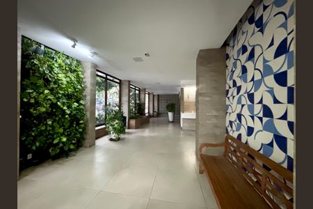 Apartamento à venda com 86m², 2 quartos e 1 vagaPortaria